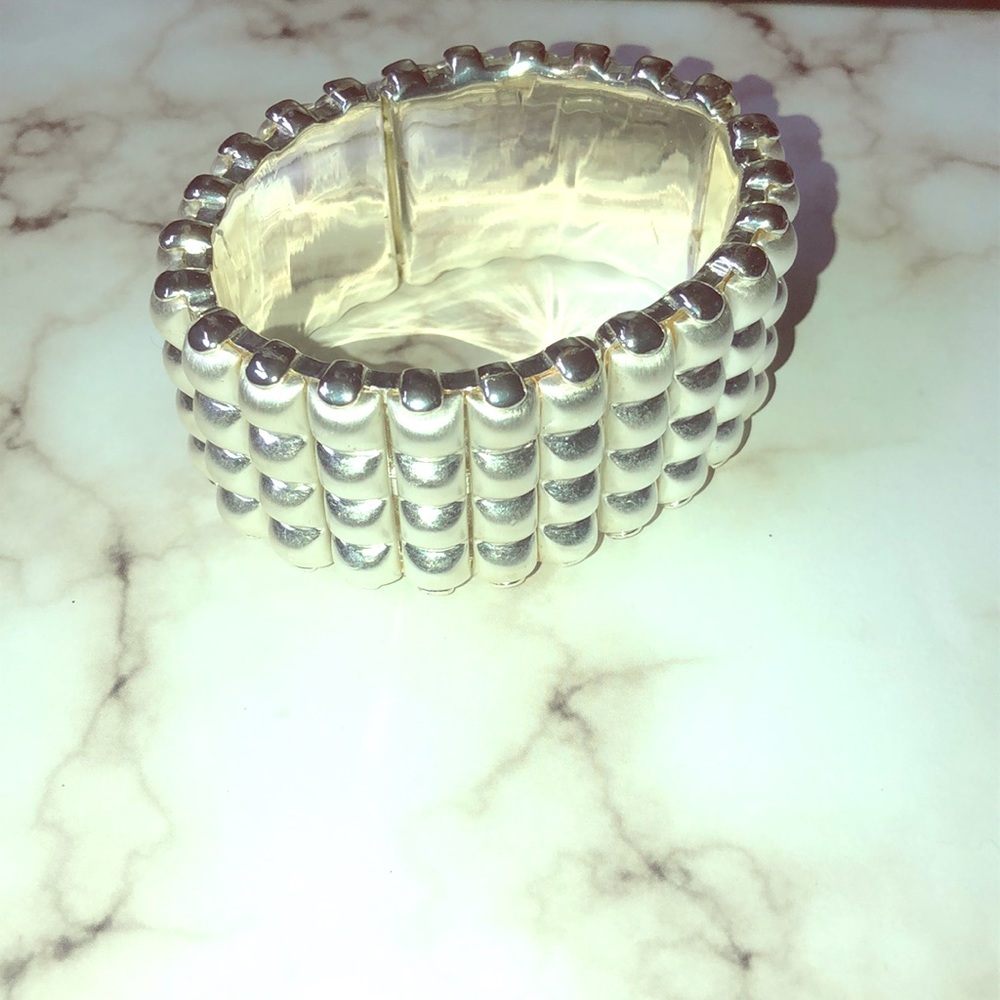 Silver plated bangle